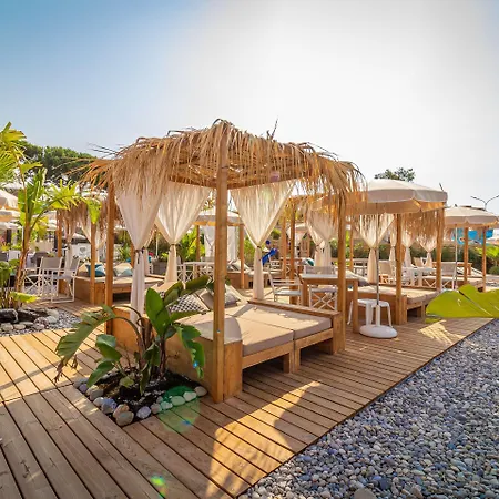 Hotel Western Premier De Galles 4*