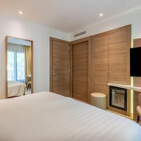 Hotel Western Premier De Galles 4*