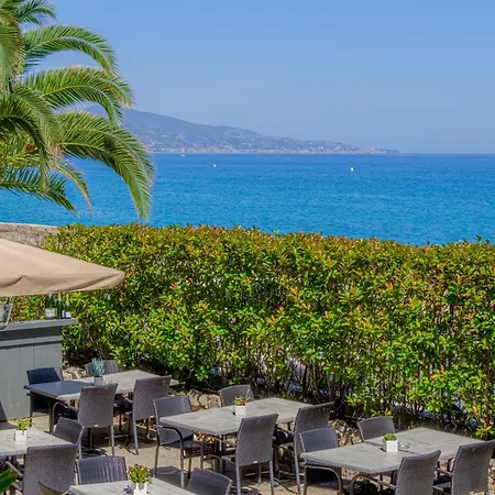Hotel Western Premier De Galles