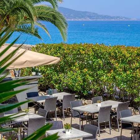 فندق Western Premier De Galles مينتون