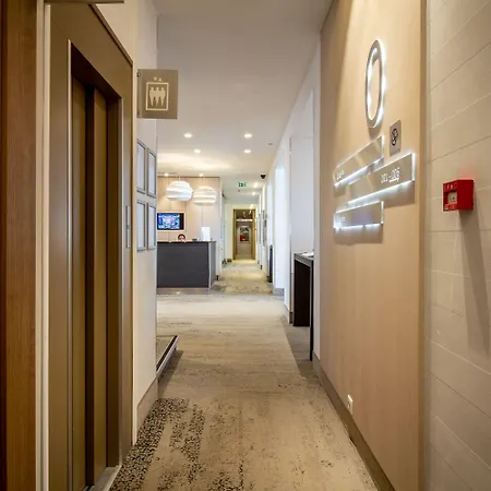 Hotel Western Premier De Galles