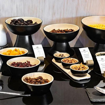 Hotel Western Premier De Galles 4*